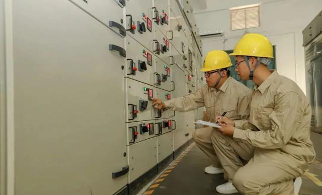 石家莊市游泳業(yè)余體育學校配電室檢測維修合同